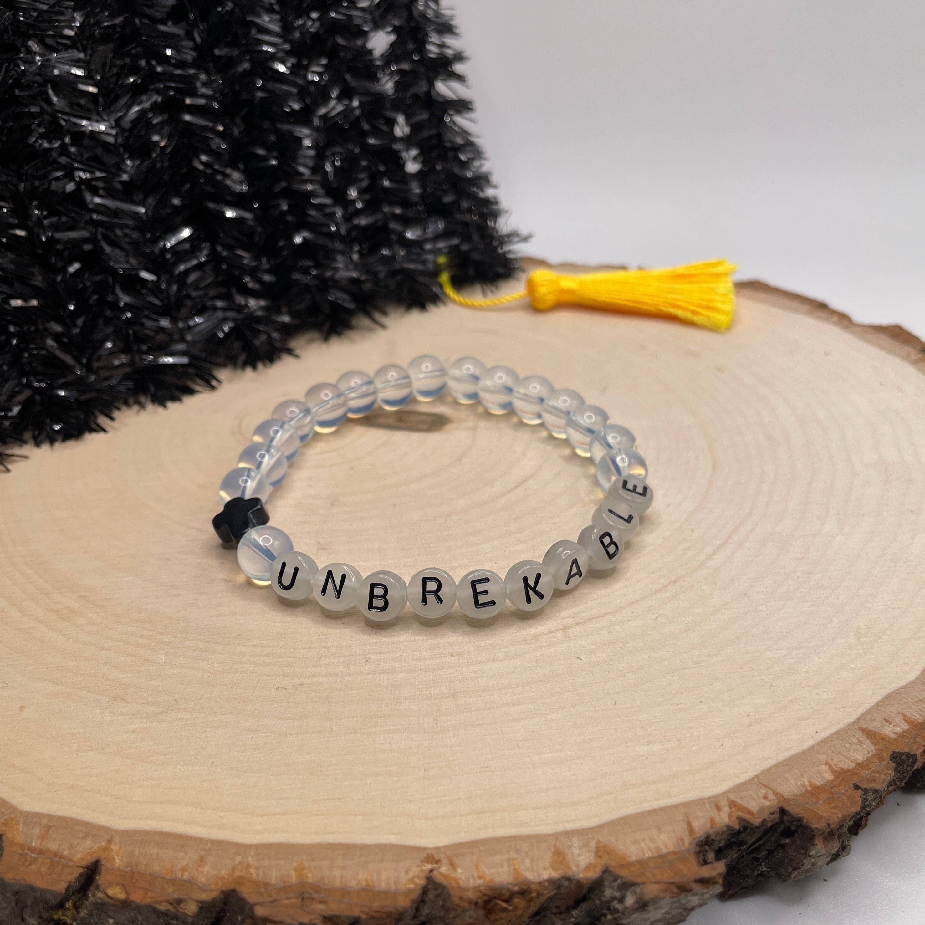 Unbrekable bracelet